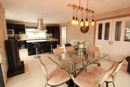 2dc5cec2 8a2c 4d28 8889 ceab75ed234c.jpg