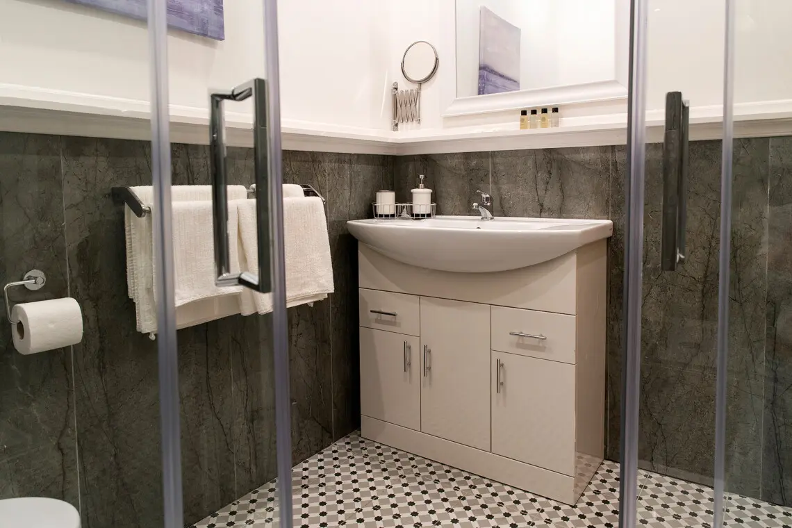 8d9adcee 72d1 45f9 bc05 f6e1cac689ca.jpg