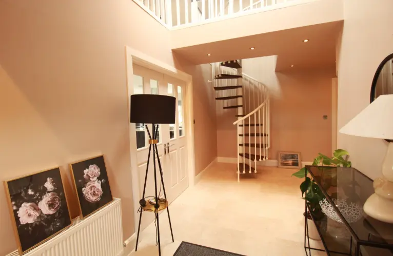 8610a5ec 6c5c 457d 9da7 8378c6128590.jpg